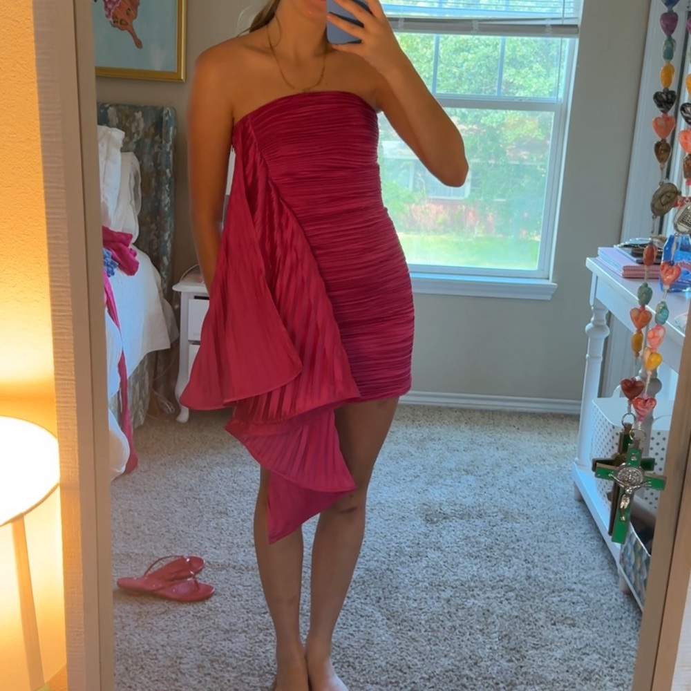 AMUR Strapless Fuchsia Dress